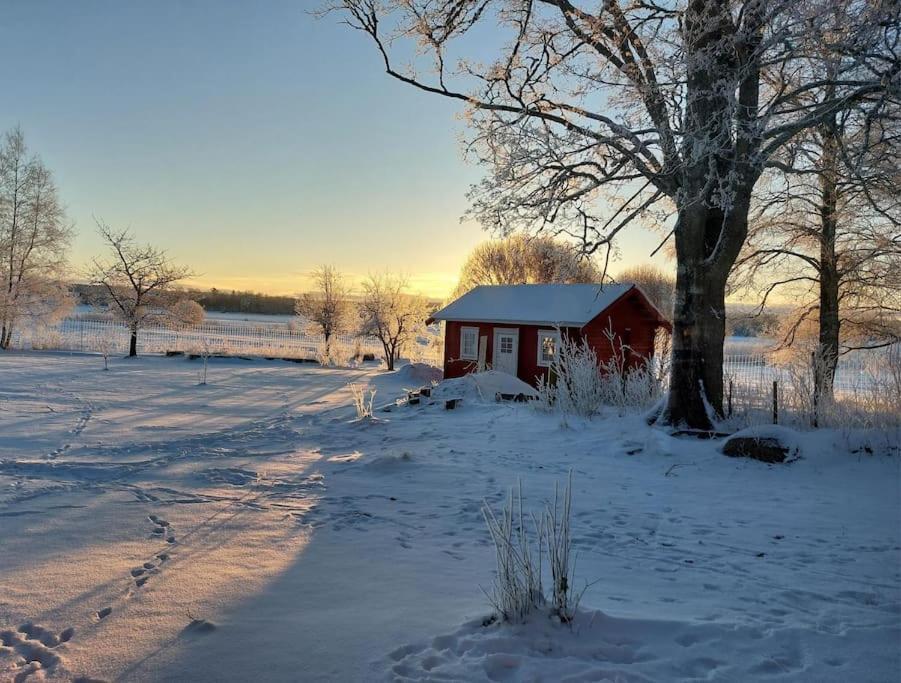 Stuga Gasstorp Hova Exterior foto